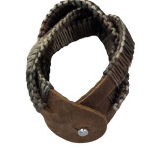 ‎Handmade leather bracelet 🌈5 for $25